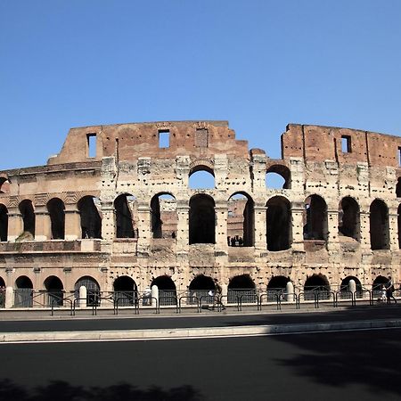 Appartamento D'Epoca Colosseo Art Gallery Рим Экстерьер фото